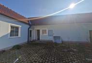 BAUTRÄGERLIEGENSCHAFT ODER SANIERUNGSBEDÜRTIGES LANDHAUS MIT BAULANDRESERVE IN SEHR GUTER WOHNLAGE MIT HERRLICHEM GARTEN