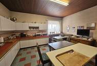 Ehemaliges Wirtshaus mit Wohnhaus, Nebengebäude und großem Grundstück in Stegersbach