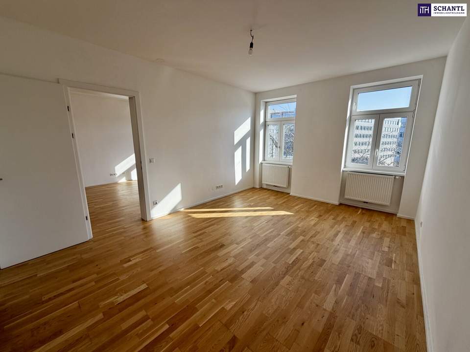 Das ist einzigartig! - Top 2,5 Zimmer Altbauwohnung mit Balkon und 32 m² Dachterrasse!