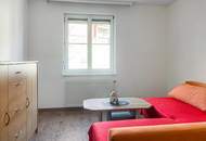 NOCHMALIGE PREISREDUKTION!!! Großzügige Wohnung mit Loggia 3 Zi, (4.möglich) + Carport!