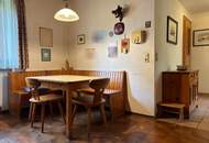 ***OPEN HOUSE, Freitag, 14. November 2025 von 13 - 16 Uhr***Großzügiges Ein- oder Zweifamilienhaus in attraktiver und zentraler Lage