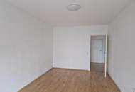 NEUWERTIG IN SUPER LAGE!