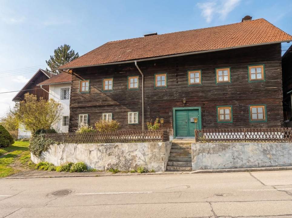 Seltene Gelegenheit im Zentrum: 2.086 m² mit Altbestand & Entwicklungspotenzial