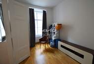 Ab August: 2-Zimmer-Wohnung nähe Schwarzenbergplatz