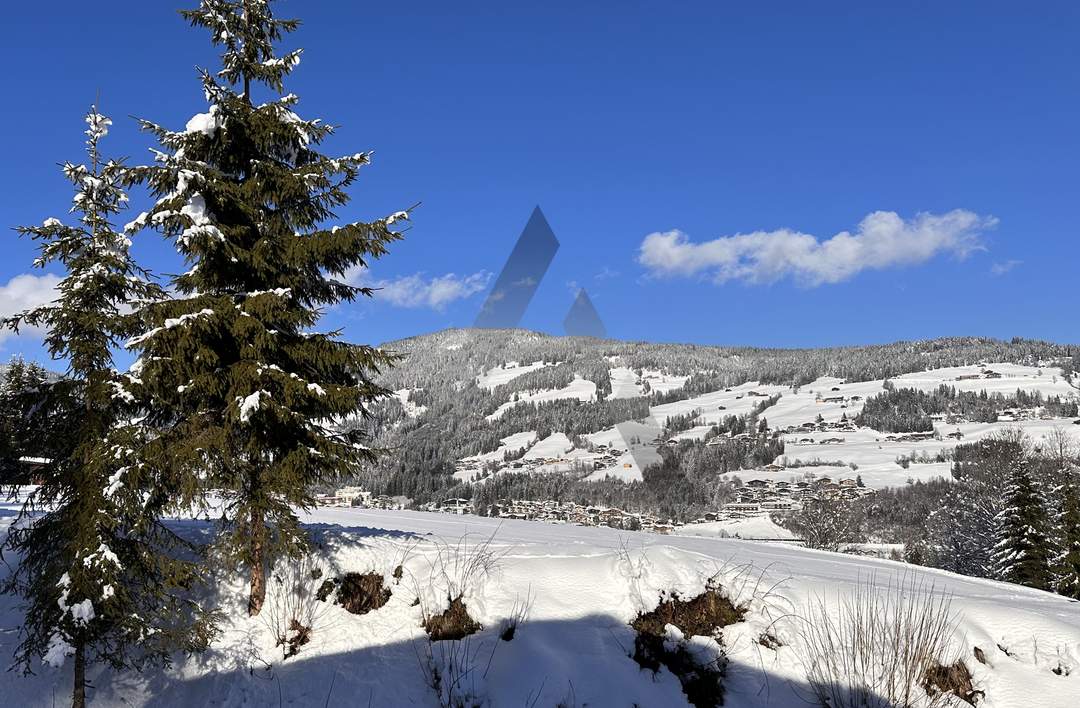 Neubau Chalet in ruhiger Ausblicklage und unmittelbarer Pistennähe - Kirchberg in Tirol