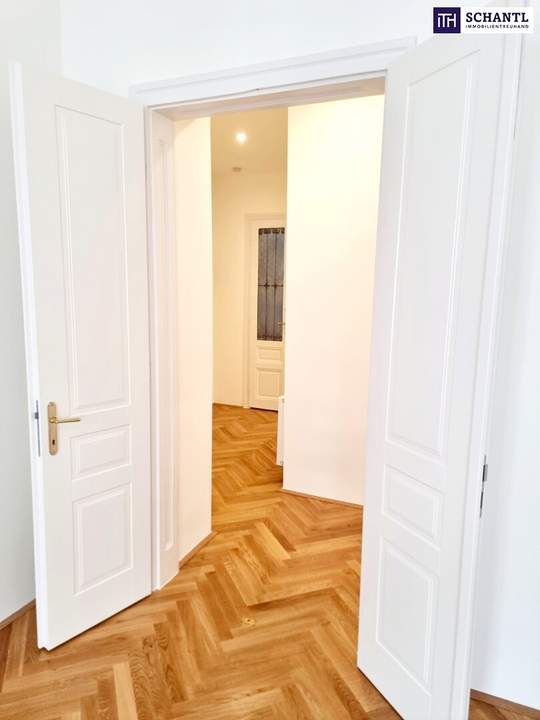 Traumhafter Erstbezug! Entzückende und frisch sanierte Kleinwohnung zum Wohlfühlen! TOP-Lage + TOP Anbindung + Ruhige Seitengasse + Wunderschönes Altbauhaus! Jetzt zugreifen!