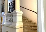 Erstbezug nach Sanierung - Altbau-Flair in AKH/U6-Nähe!