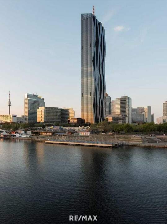 Büros im DC-Tower 14-300m² - Provisionsfrei