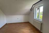 Einfamilienhaus mit viel Platz, sonnigem Garten, Terrasse und Nebengebäude!