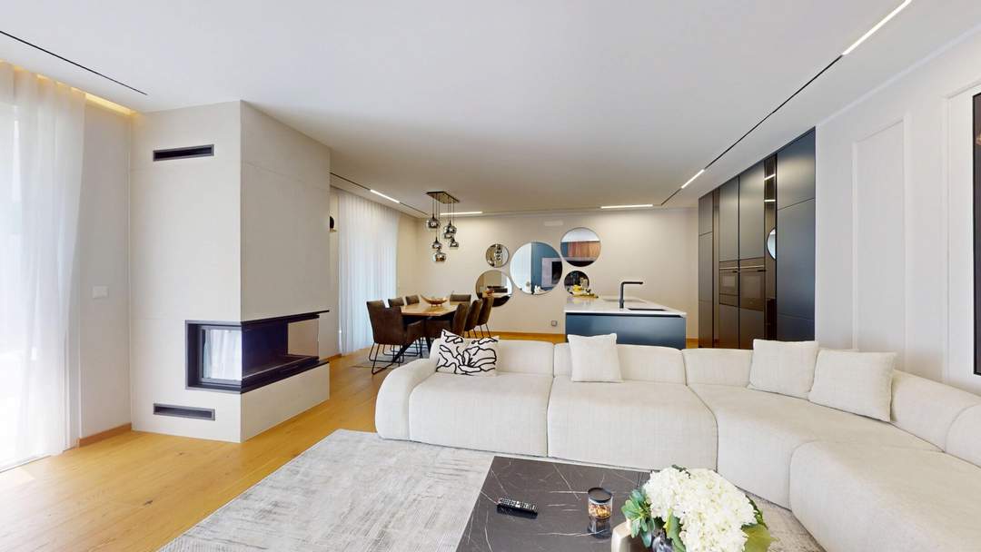 Exklusive Doppelhaushälften mit Traum-Ausblick auf die Burg Liechtenstein – schlüsselfertig mit Terrasse, Garten & Balkon! 4–5 Zimmer für höchste Wohnansprüche!