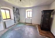 Sanierungsbedürftiges Anwesen – Sacherl in absoluter Ruhelage