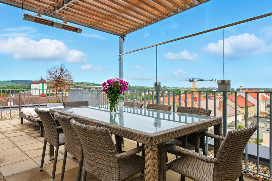 Maisonette mit Dachterrasse, Whirlpool &amp; Panoramablick - Ihr Penthouse-Traum mit High-End-Ausstattung in Hollabrunn! Garagenplatz und Massmöbelö, Wohnung-kauf, 580.000,€, 2020 Hollabrunn