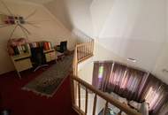 Großzügiges Einfamilienhaus mit Pool, Garten und Carport in Seewalchen