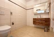 Zweifamilienhaus mit Charme – Top-saniert mit Garten & Pool