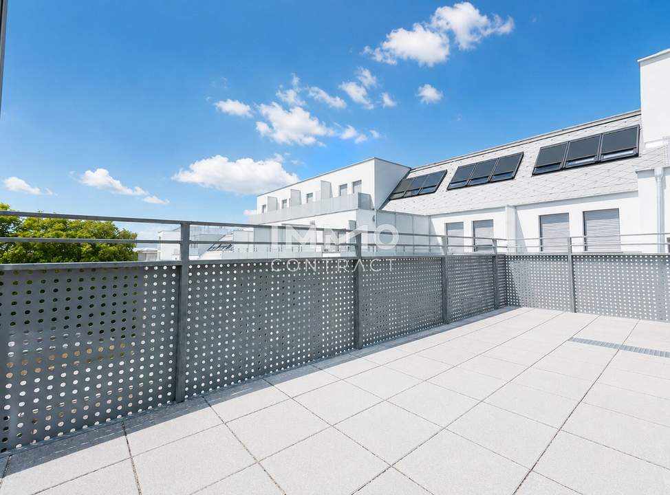 Über den Dächern Ottakrings: 2-Zimmer-Maisonette mit Terrasse, Balkon &amp; Klimatisierung