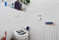 "Großzügiges Grundstück mit Pferdehof und sanierungsbedürftigem Haus – nur Minuten von Wien entfernt"