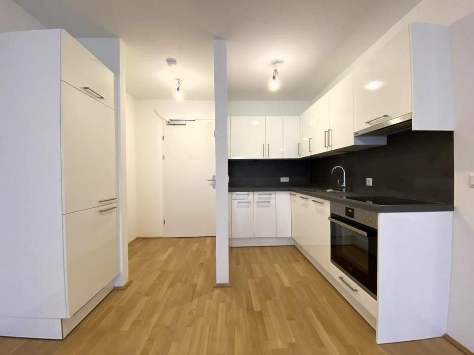 Ab 15.09. in der Koloniestraße... Hochwertige Neubauwohnung mit super-großem Balkon