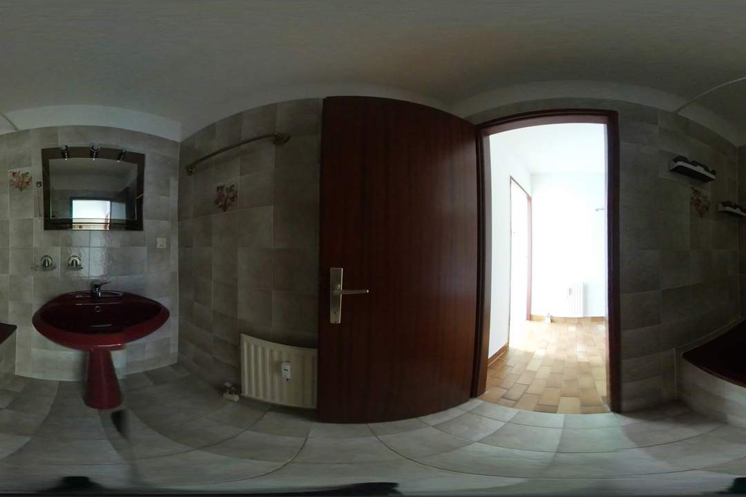 Raumwunder! Toller 2-Zimmer-Grundriss| ruhige, begrünte Innenhof-Lage!