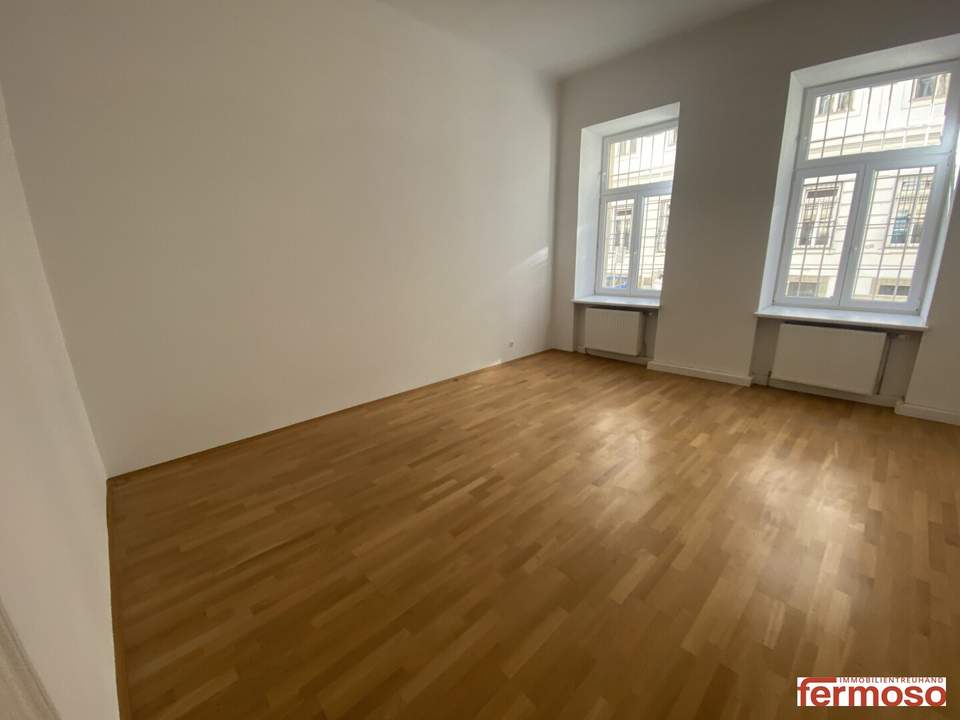 Charmante 3,5-Zimmer-Altbauwohnung mit separater Küche in der Porzellangasse