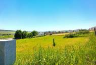 HERRLICHER RUNDUM AUSBLICK AUF DIE LANDSCHAFT - Baugrundstück ohne Bauzwang - Sehr gute Verkehrsinfrastruktur nach Wien!
