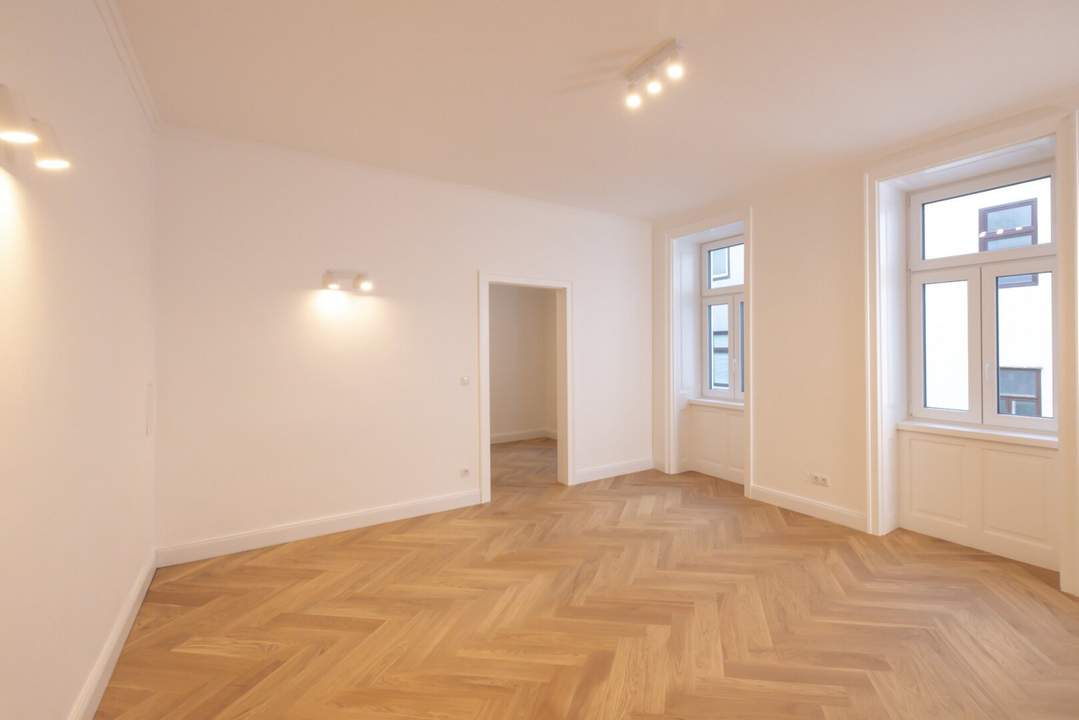 ERSTBEZUG: Altbauwohnung mit Balkon nahe dem beliebten Wiener Prater
