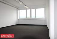 Büro im modernen Businesskomplex