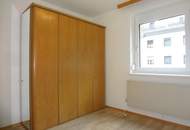 HELLE DREIZIMMERWOHUNG IN RUHIGER LAGE!