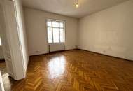 Großzügiger Wiener Altbau mit 4 Zimmern und Balkonoption
