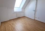 WASAGASSE, FERNBLICK, sonniges 92 m2 Dachgeschoß mit 6 m2 Balkon, 3 Zimmer, Wohnküche, 2 Bäder, Parketten, Hofruhelage