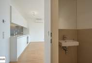 ab 1.11.: 3-Zimmer-DG-Wohnung mit Dachterrasse und Loggia!