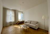 WIEN MITTE: Charmante, generalsanierte 4 Zimmer Altbauwohnung mit großzügiger Loggia