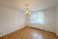 Charmantes 4-Zi-Einfamilienhaus mit Garten und Garage in 1220 Wien, 100m² Wohnfläche