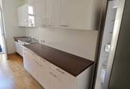 Graz - St. Leonhard! Am Fuße des Ruckerlbergs: Stilvolle Altbauwohnung mit zeitgemäßem Flair und ruhigen Innenhofbalkon!