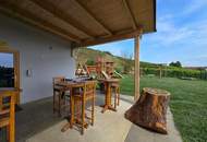 Großes Haus für Visionäre in Aussichtslage (Buschenschank, Weingärten)