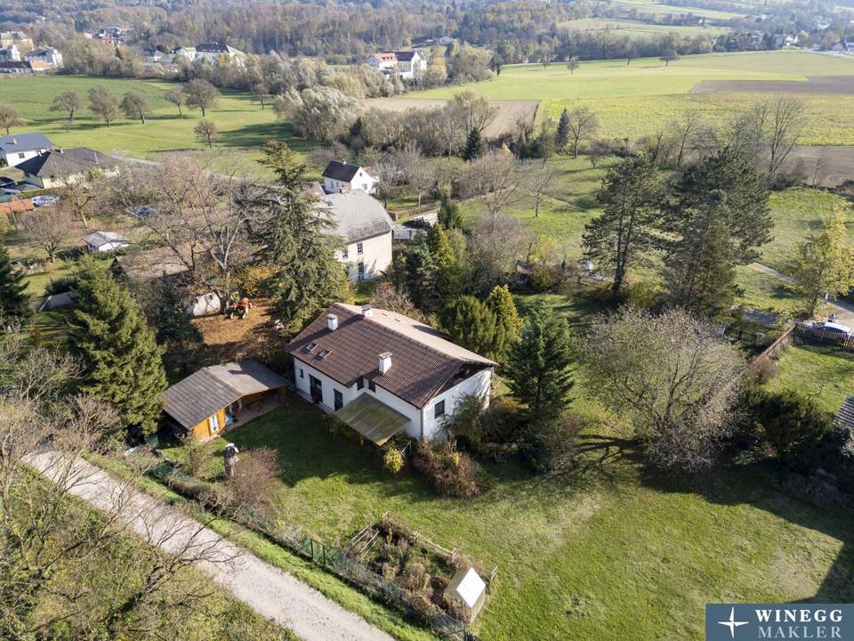 Mitten im Grünen! Wunderschönes Grundstück mit Haus und Pool in Lanzenkirchen