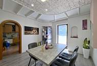 Großzügiges Wohnhaus mit Garagen für drei PKW, Sackgasse, Waldrandlage