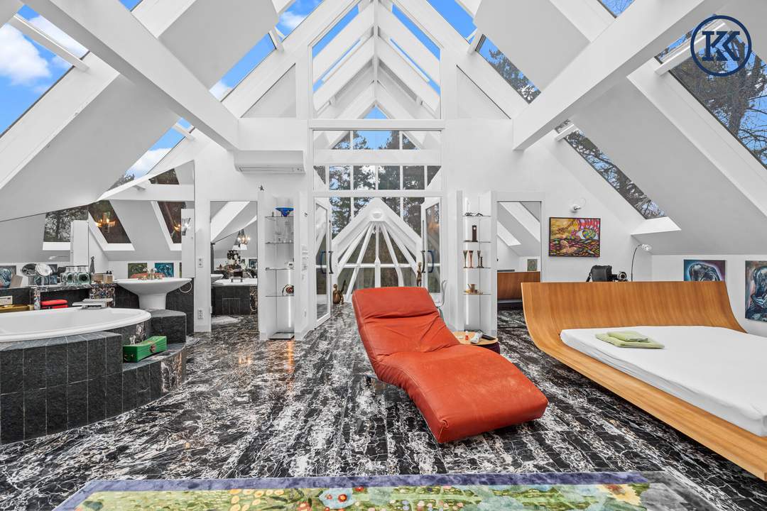 Wo die Seele ihr Zuhause findet: Ein Kunstwerk zwischen Wald und Wien