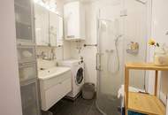 Großzügige Wohnung mit zwei Loggien in Ruhelage!