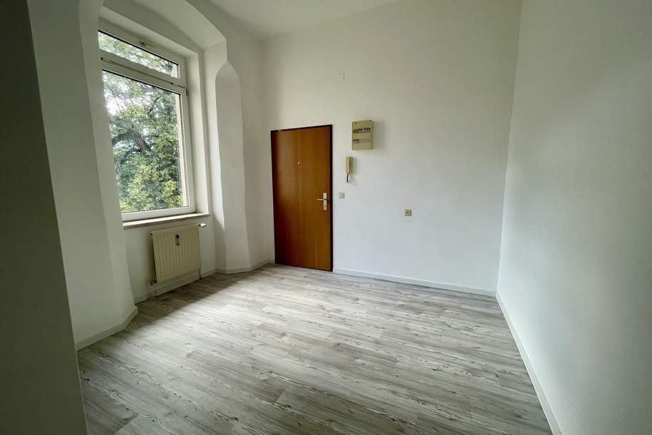 Helle 3-Zimmer-Wohnung mit 102 m², Wohnung-miete, 1.114,13,€, 2434 Bruck an der Leitha