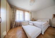 Elegante Villa mit 3 großzügigen Wohneinheiten in Toplage