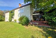 Anleger aufgepasst: gepflegtes Zweifamilienhaus auf großem Grundstück