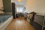 Stilvolle 4-Zimmer-Wohnung mit zwei sonnigen Terrassen & Stadtblick