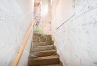 Sanierungsbedürftiges Einfamilienhaus beim Riederberg!