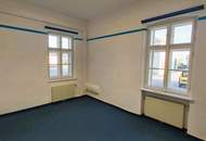 Bürofläche mit 3 Räumen in frequentierter Lage in Denkmalschutzobjekt