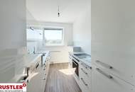 schön saniert & sofort bezugsbereit! perfekt geschnittene 2-Zimmer-Wohnung mit verglaster Loggia