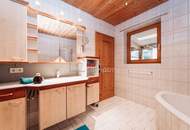 WOHNEN AM SEE - Absolute Rarität in unmittelbarer Seenähe mit Bergblick - 5 Zimmer Erdgeschoßwohnung mit großzügigen Räumlichkeiten