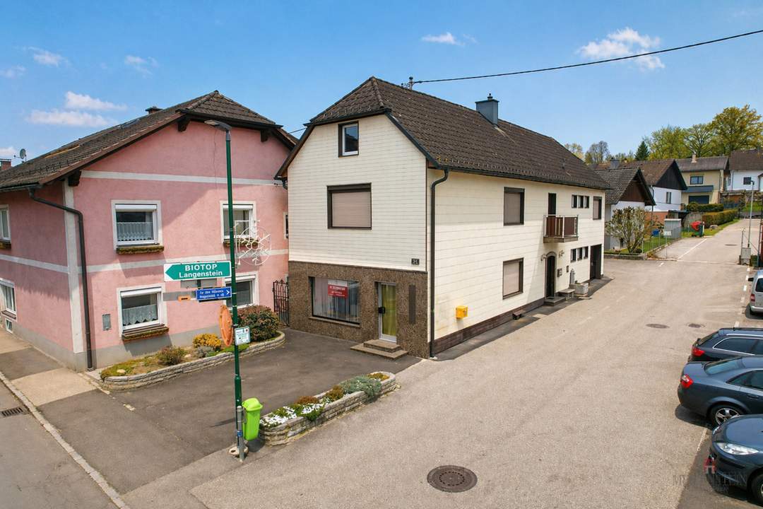 Zentrumnahes Wohn- und Geschäftshaus in Langenstein