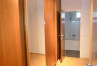 NEUBAUMIETE IN GRÜNLAGE MIT SONNENLOGGIA UND GARAGENPLATZ