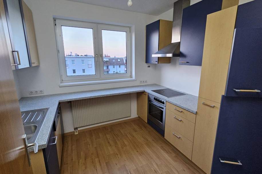 DIETRICHGASSE 12D! 3 ZIMMER INKLUSIVE STELLPLATZ!, Wohnung-miete, 782,67,€, 2700 Wiener Neustadt(Stadt)