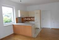 Sonnige 3-Zimmer Wohnung in der Sophiengutstraße 31 / Froschberg